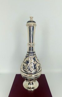 Серебряный графин